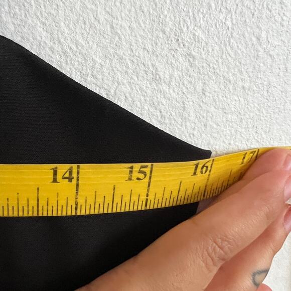 SOLD OUTTT - Picture 5 of 6